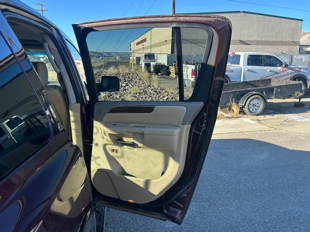 2013 Nissan Armada Platinum