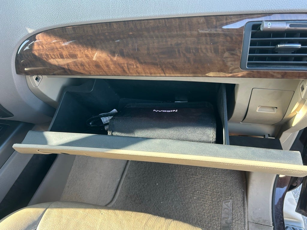 2013 Nissan Armada Platinum