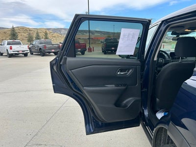 2025 Nissan Rogue SV AWD