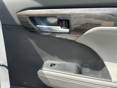 2022 Toyota Highlander Platinum