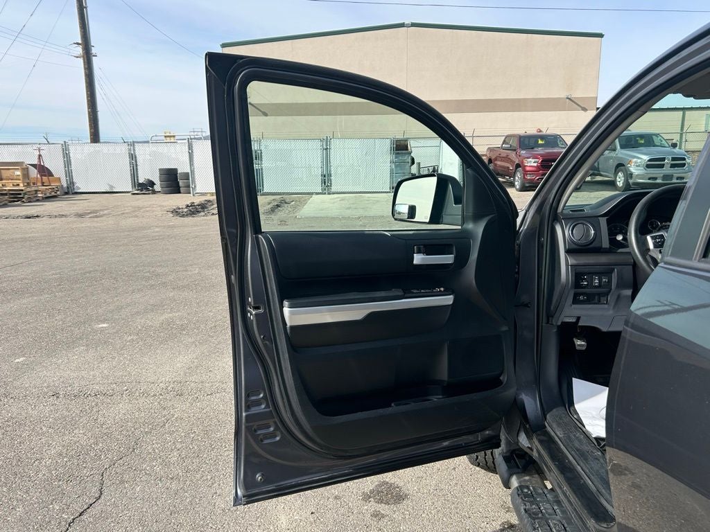 2017 Toyota Tundra Base