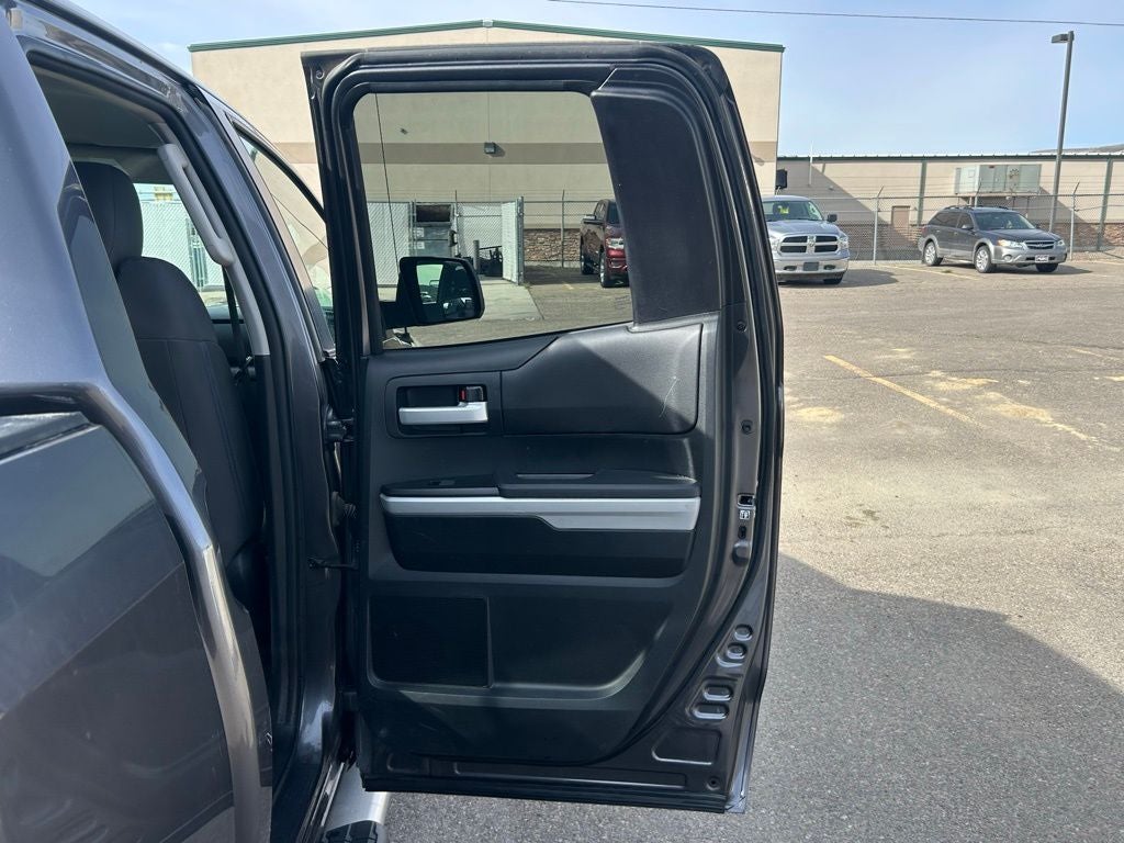 2017 Toyota Tundra Base