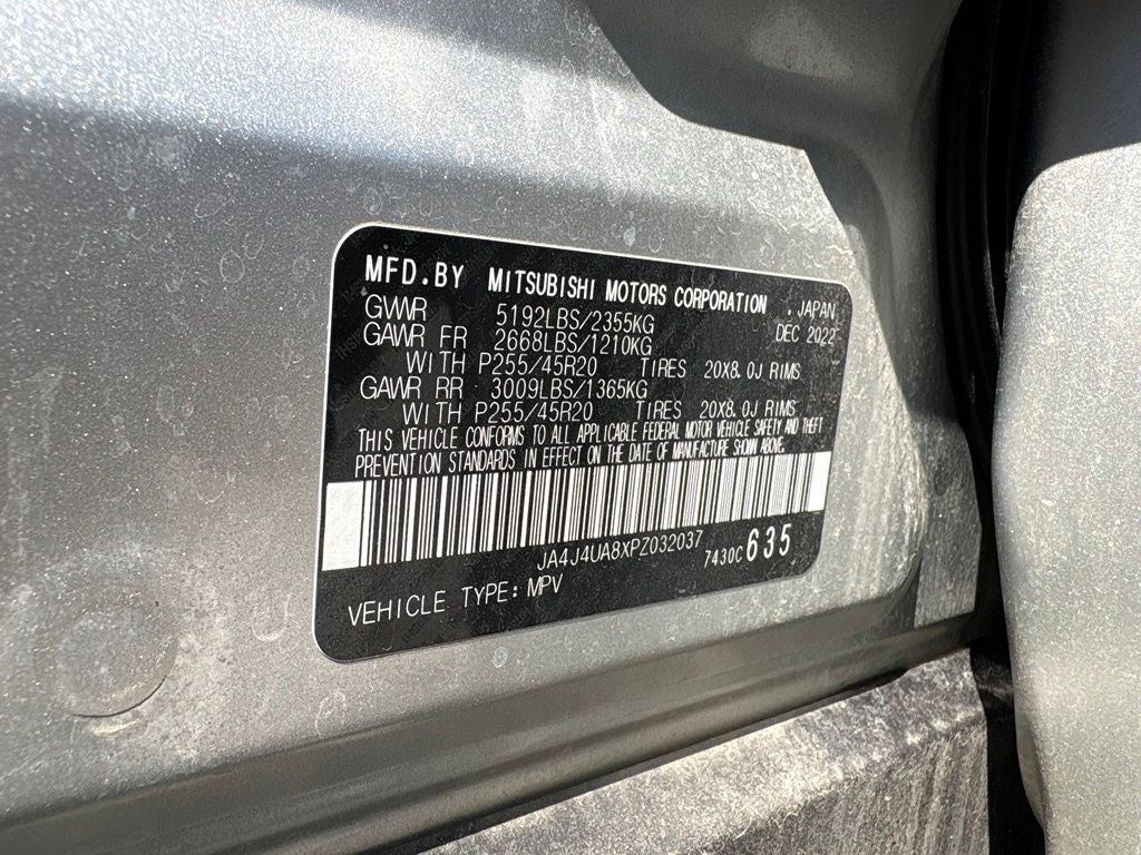 2023 Mitsubishi Outlander SE