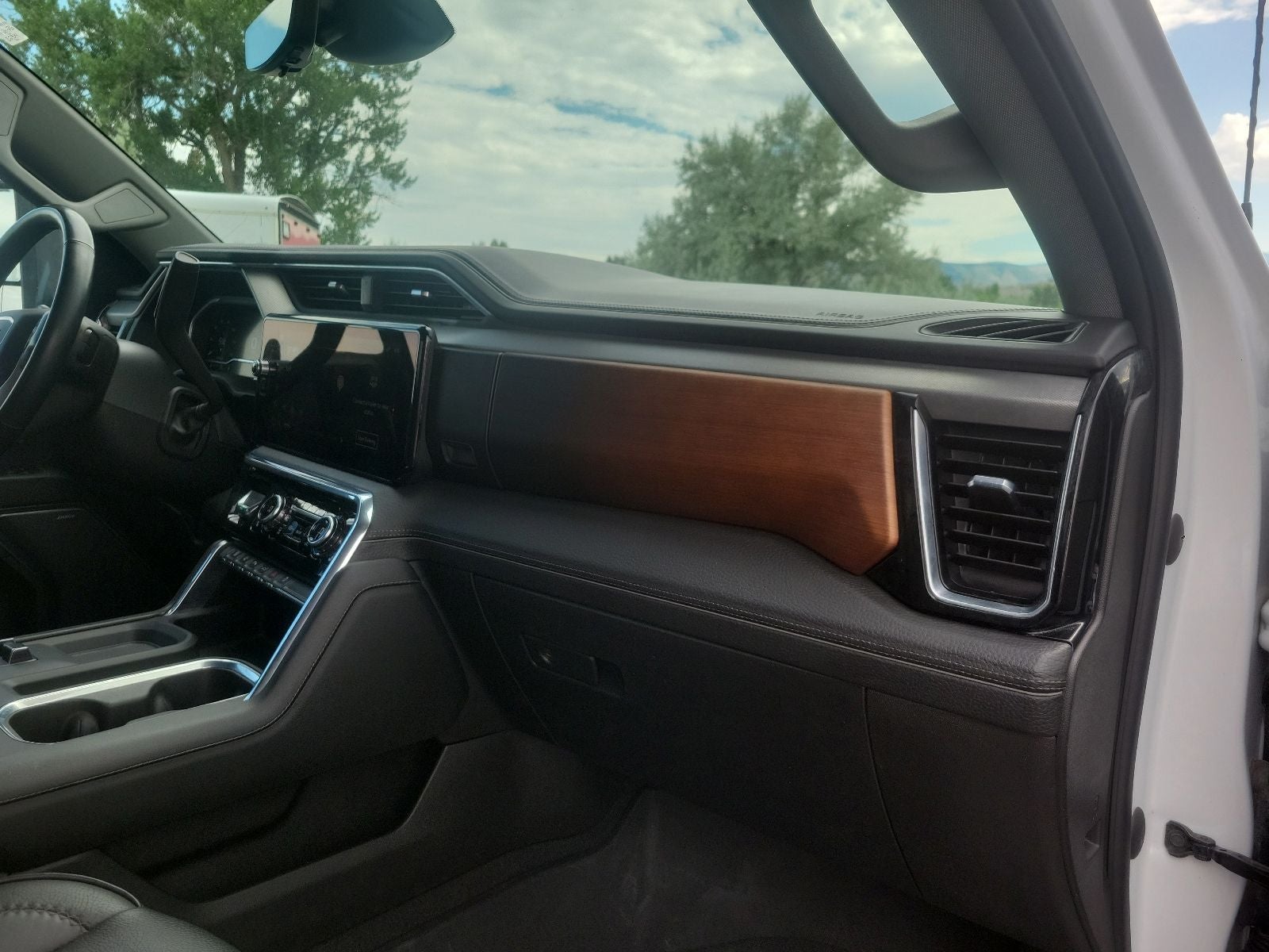 2024 GMC Sierra 3500HD Denali