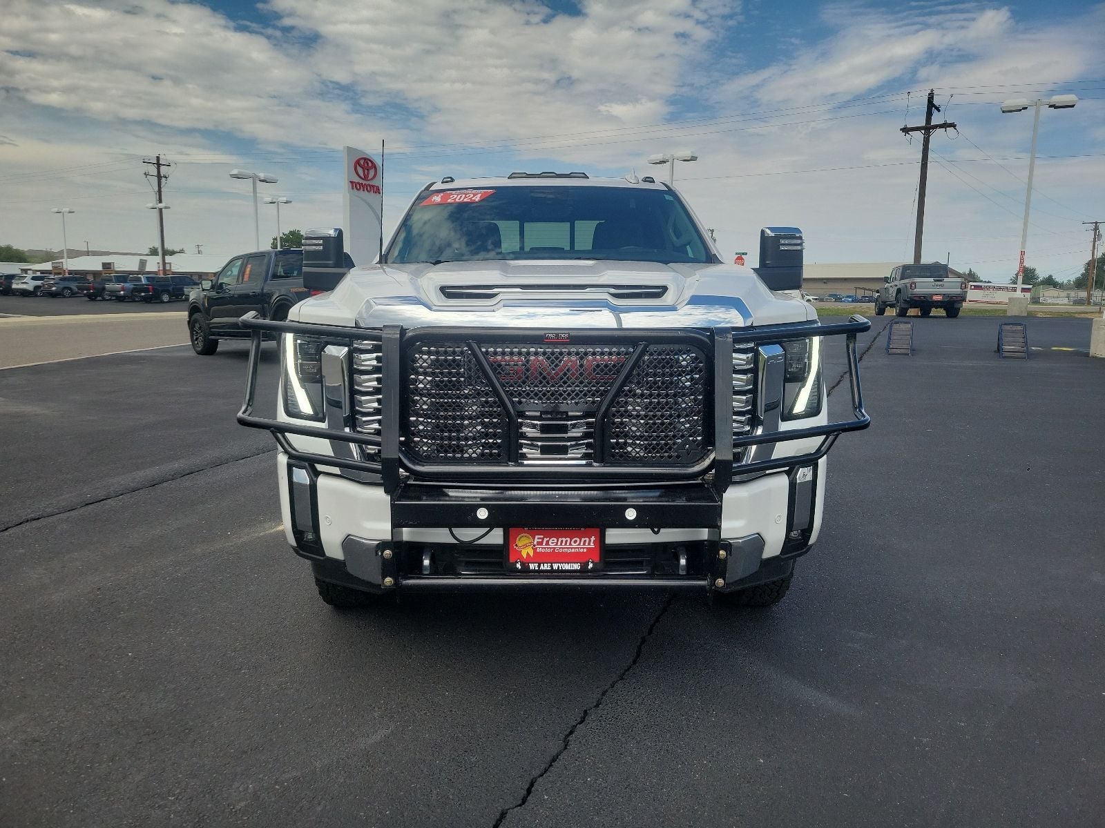 2024 GMC Sierra 3500HD Denali