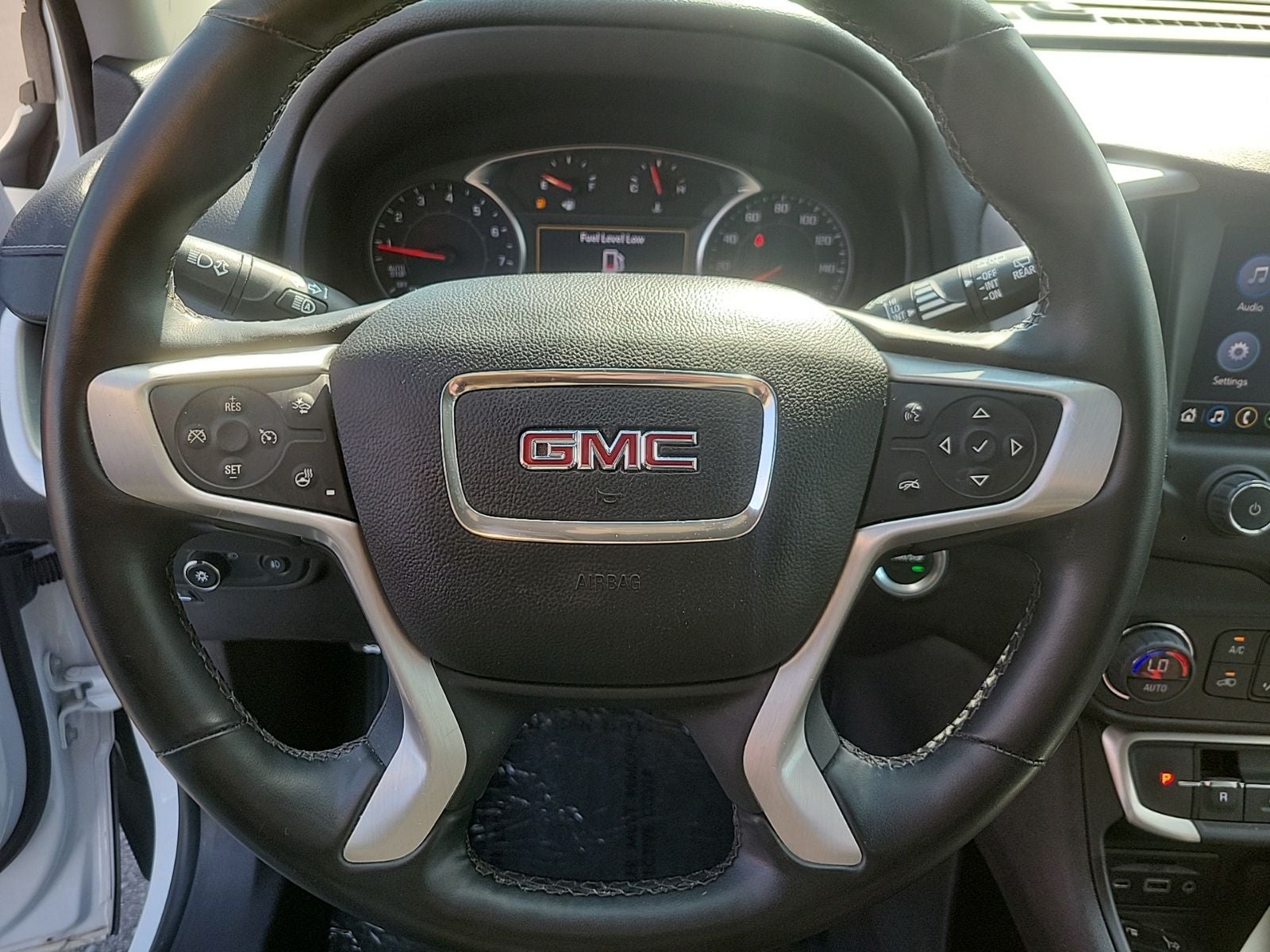 2024 GMC Terrain SLT AWD