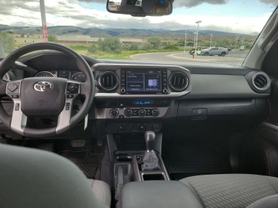2022 Toyota Tacoma SR5 V6