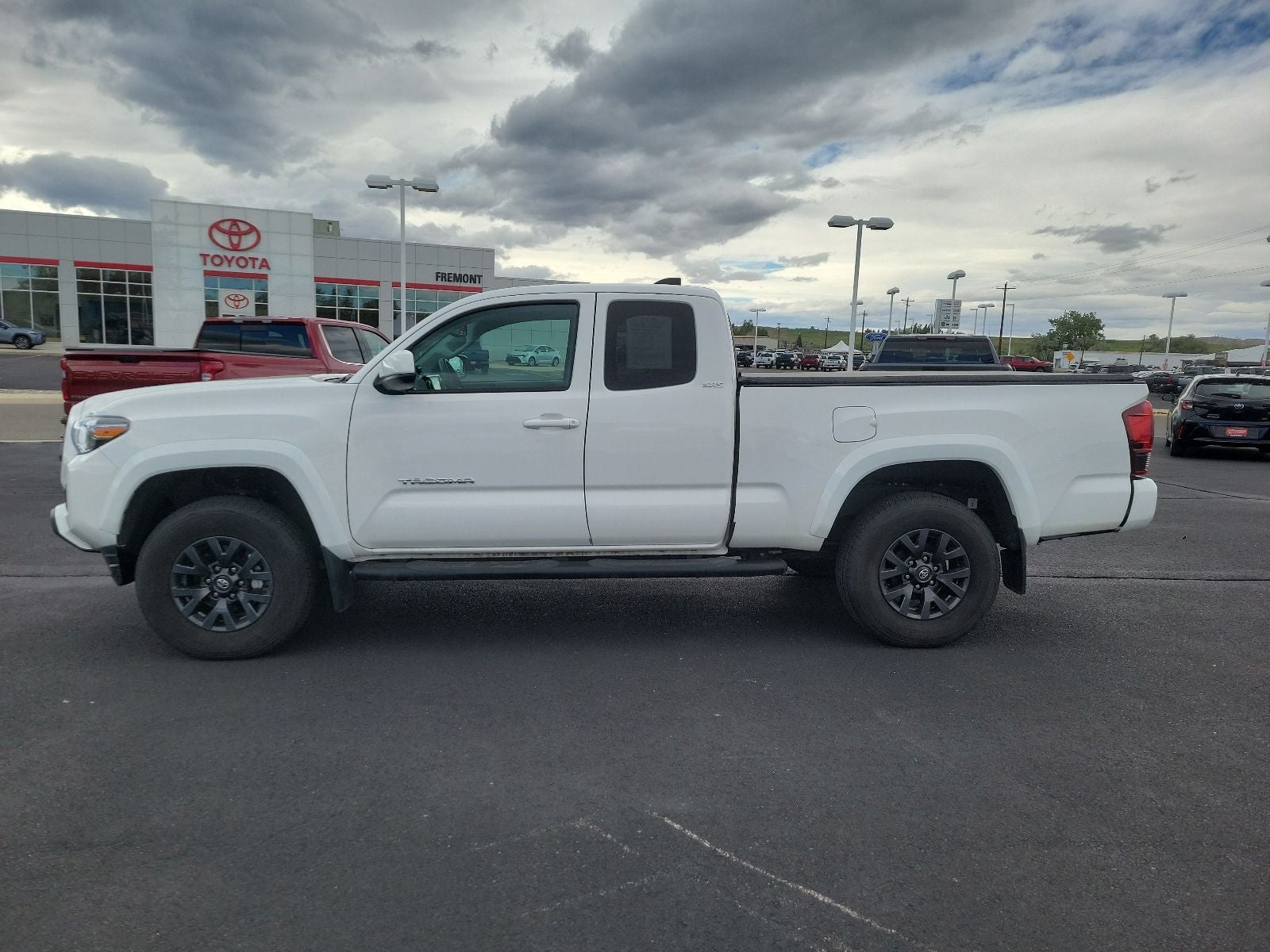 2022 Toyota Tacoma SR5 V6