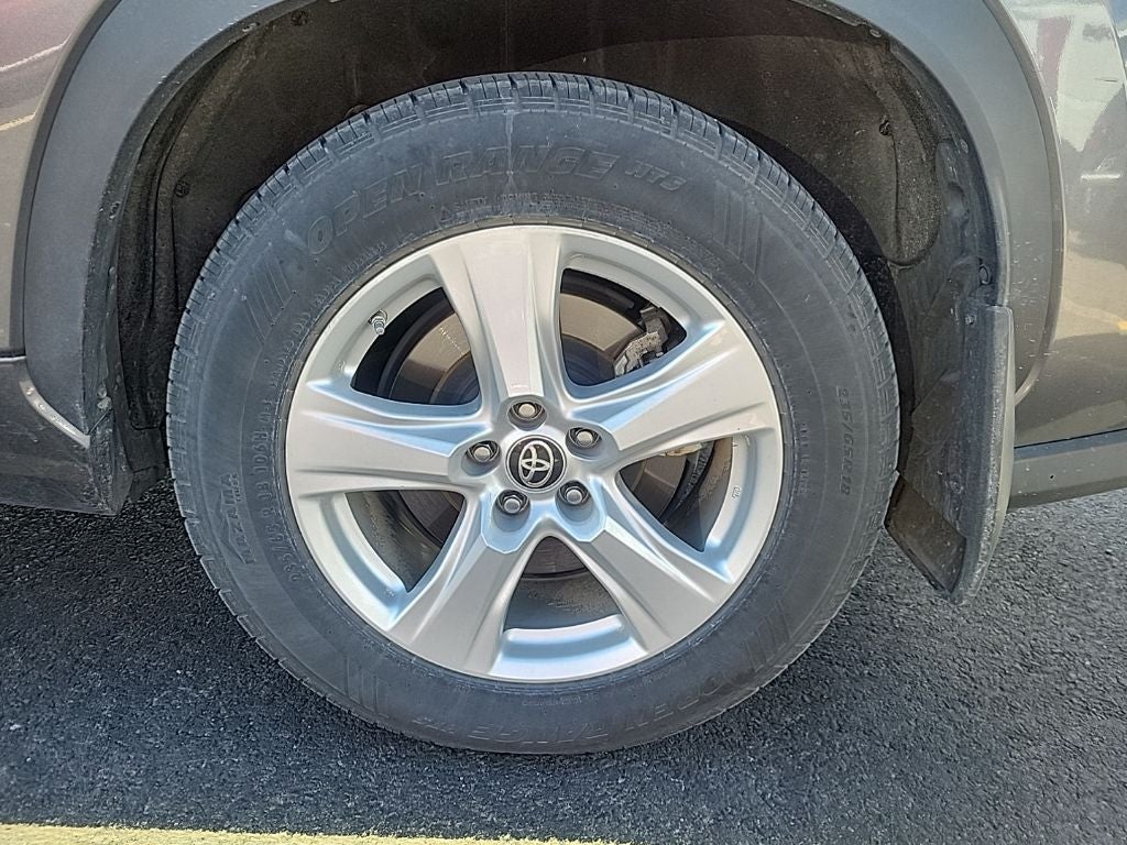 2021 Toyota Highlander L