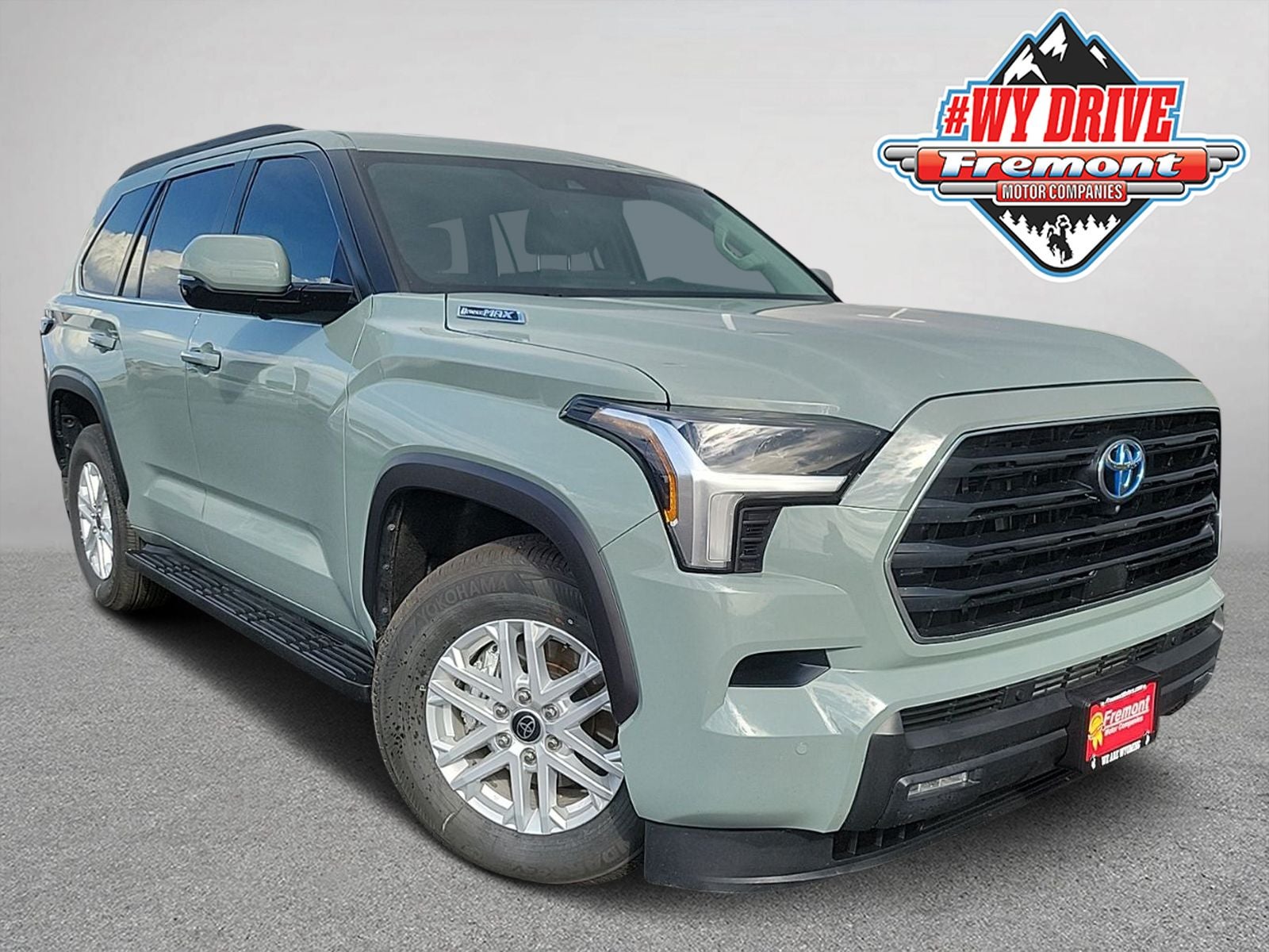 2024 Toyota Sequoia SR5