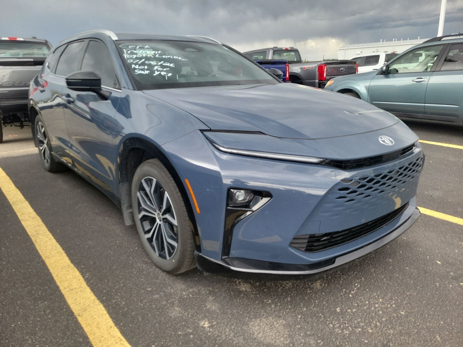 2025 Toyota Crown Signia Base
