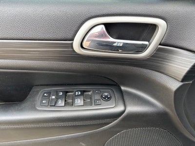 2019 Jeep Grand Cherokee Laredo E