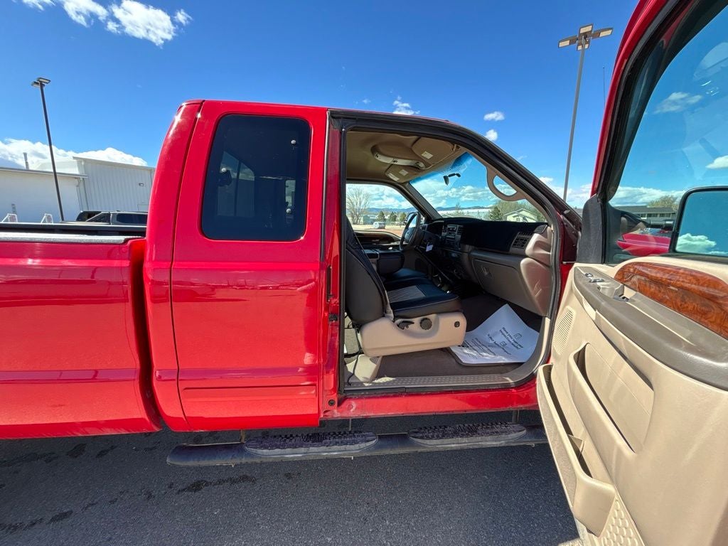 2002 Ford F-350SD Lariat