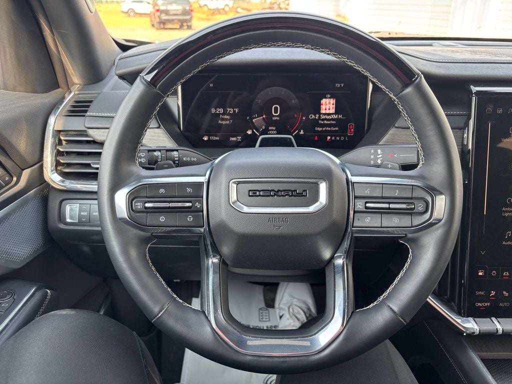 2024 GMC Acadia Denali