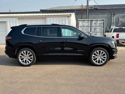 2024 GMC Acadia Denali