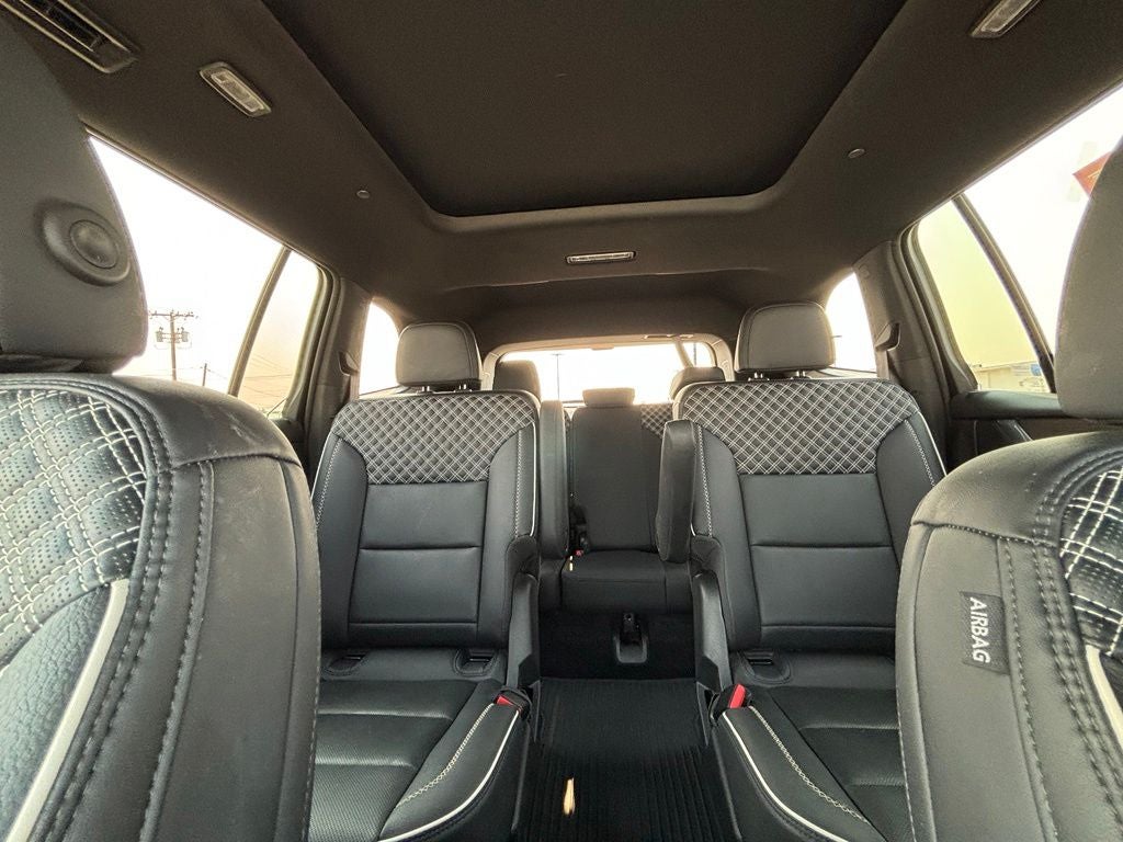 2024 GMC Acadia Denali