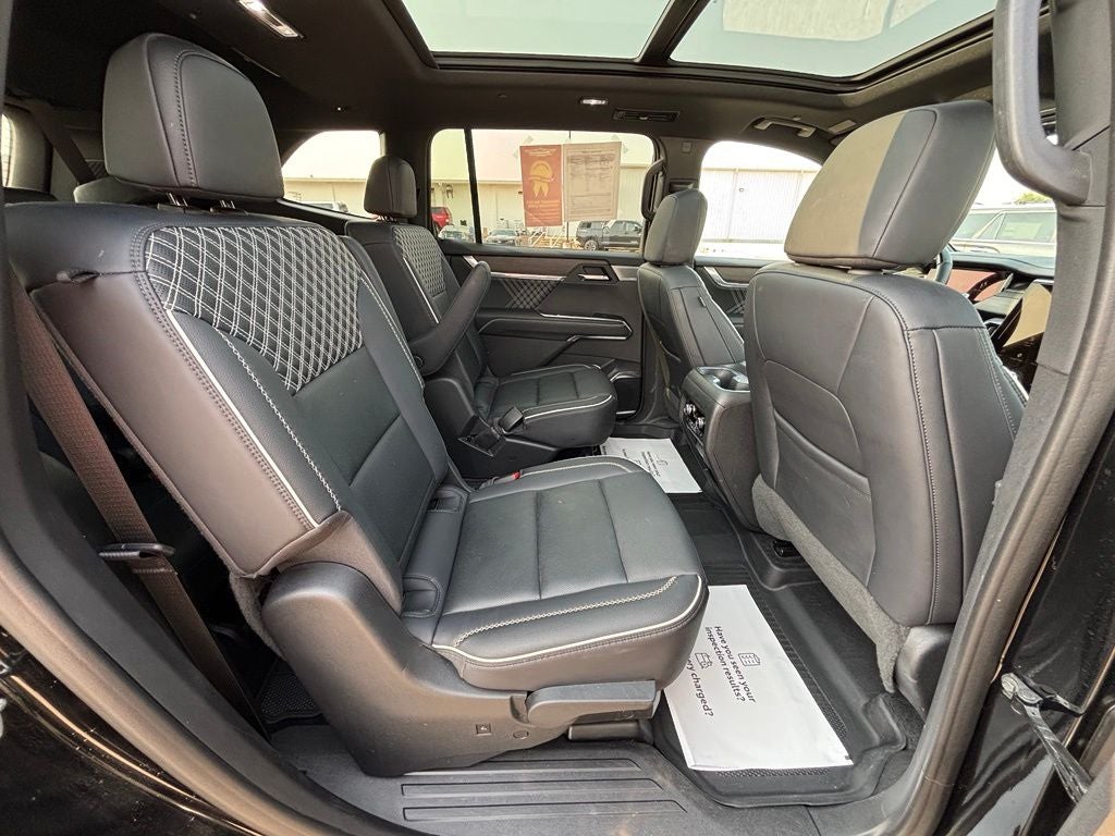2024 GMC Acadia Denali