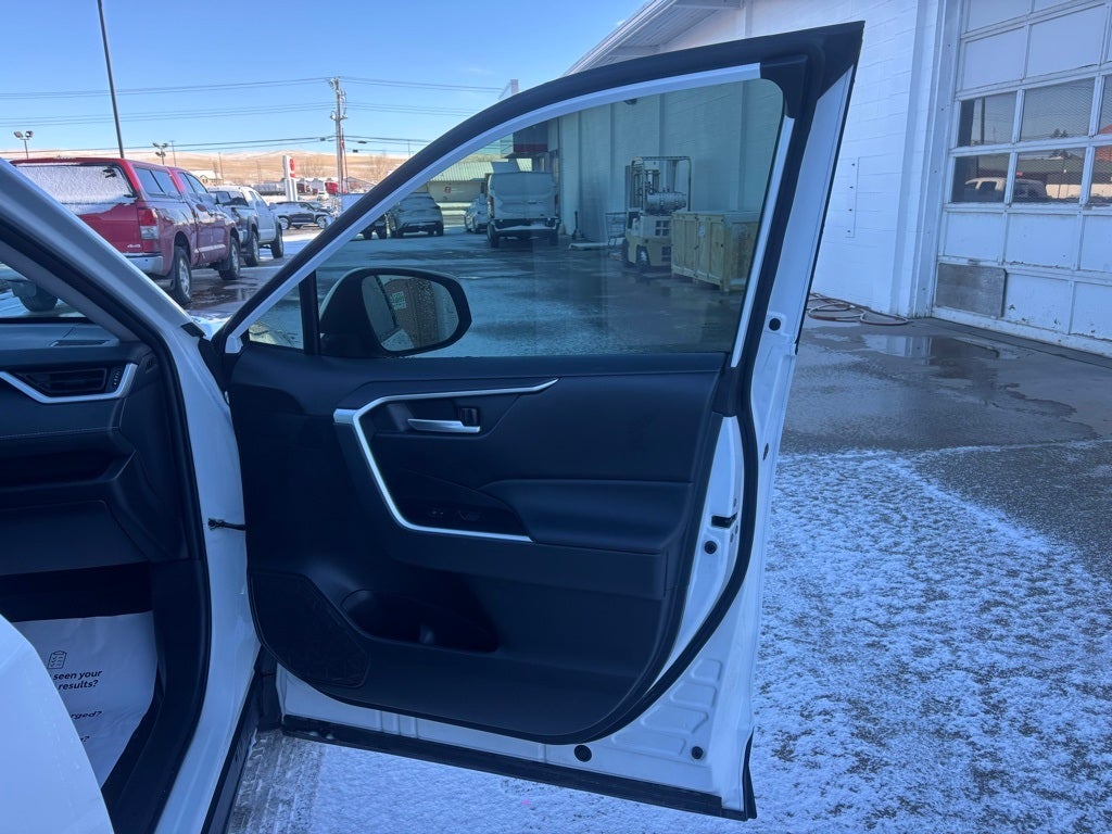 2023 Toyota RAV4 XLE AWD