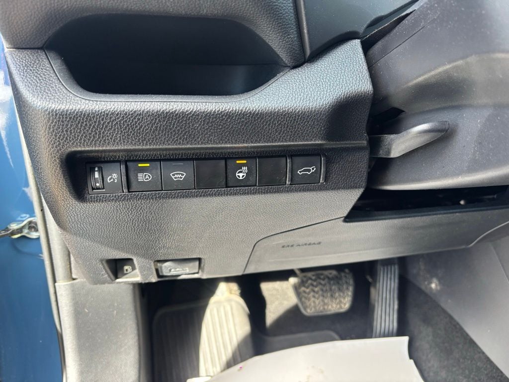 2025 Toyota RAV4 Hybrid SE