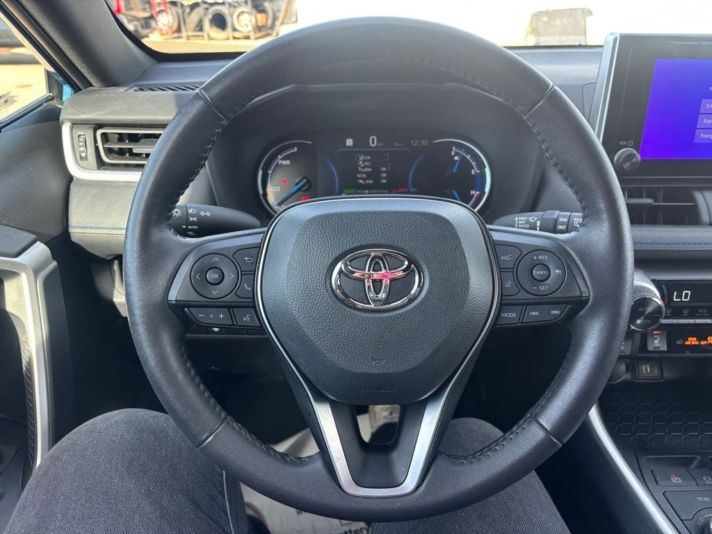 2025 Toyota RAV4 Hybrid SE