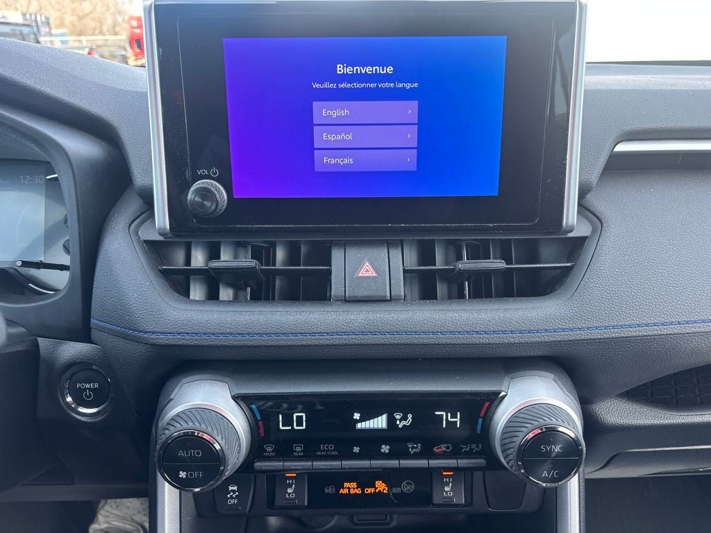 2025 Toyota RAV4 Hybrid SE