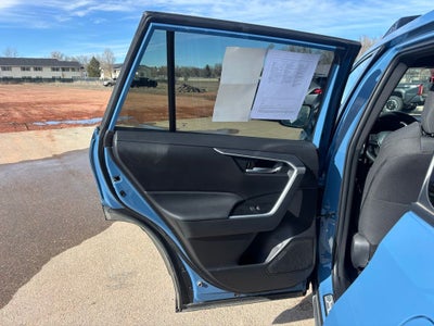 2025 Toyota RAV4 Hybrid SE