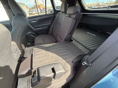 2025 Toyota RAV4 Hybrid SE