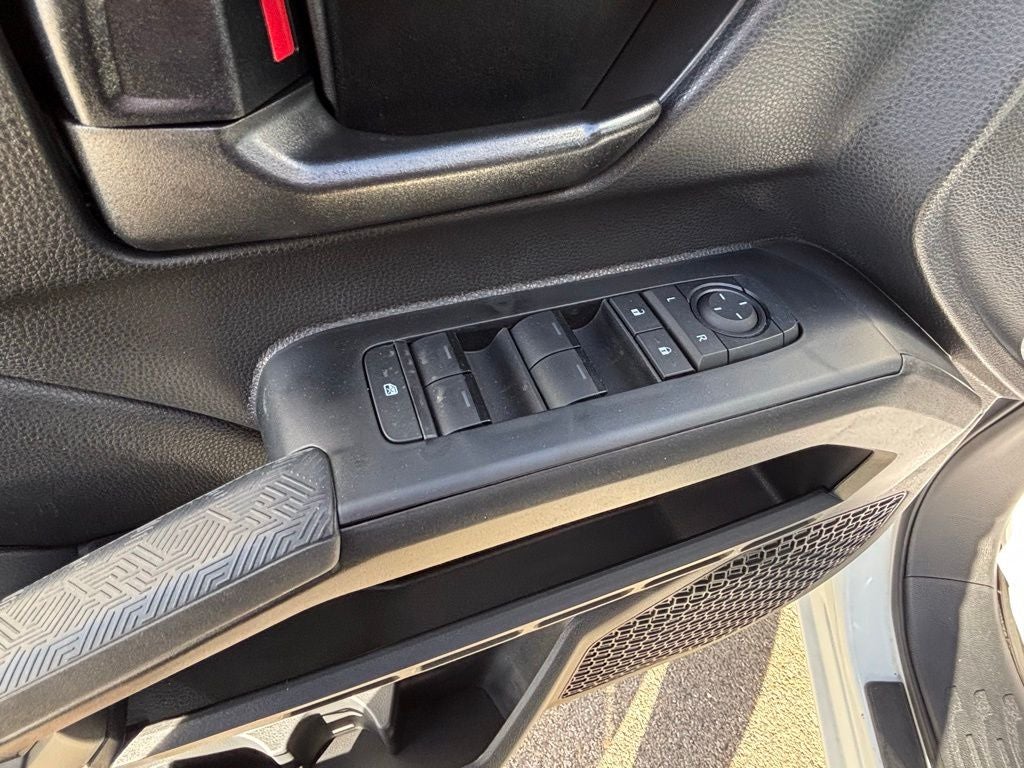 2025 Toyota Tacoma SR5 4X4