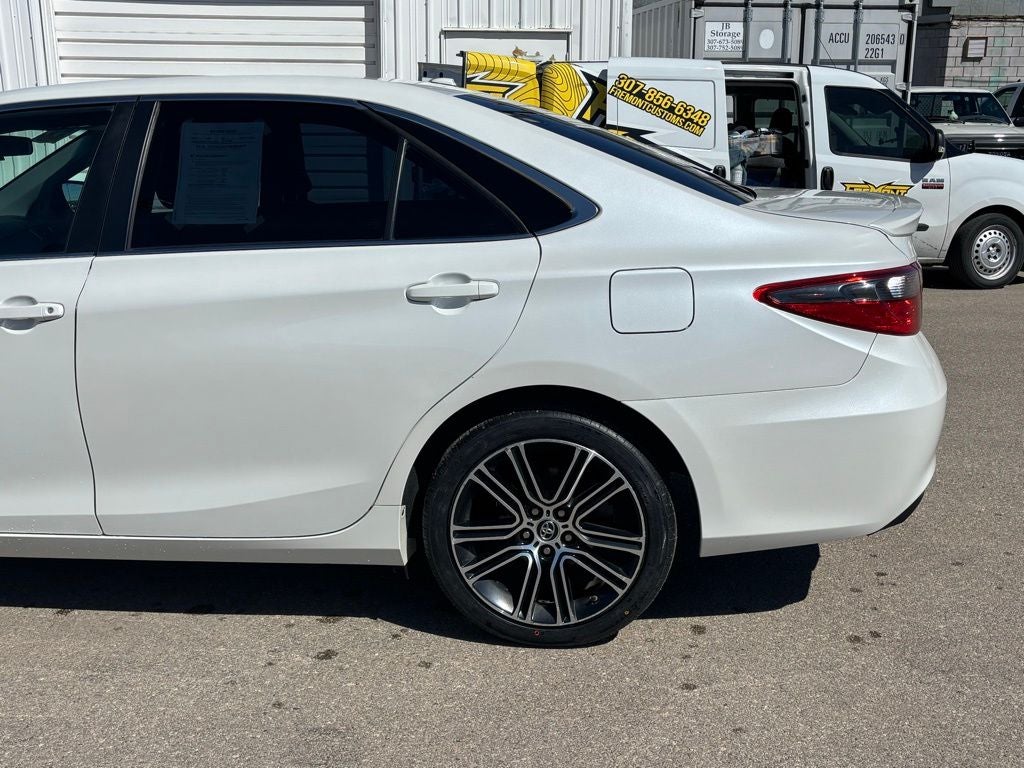 2016 Toyota Camry SE