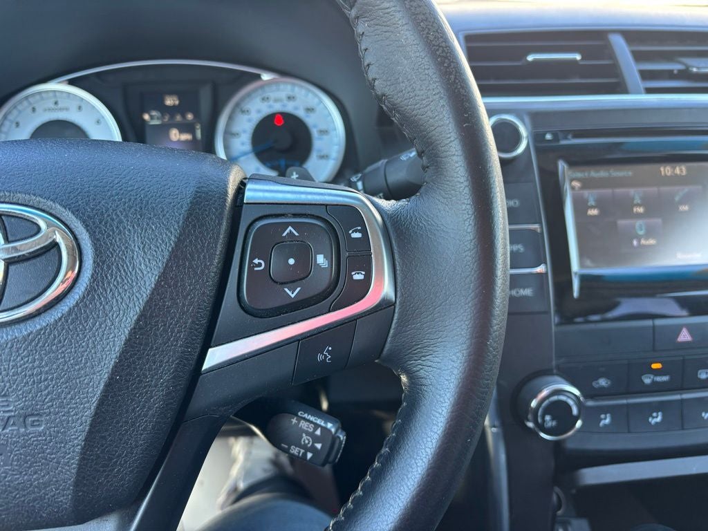 2016 Toyota Camry SE
