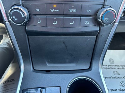 2016 Toyota Camry SE