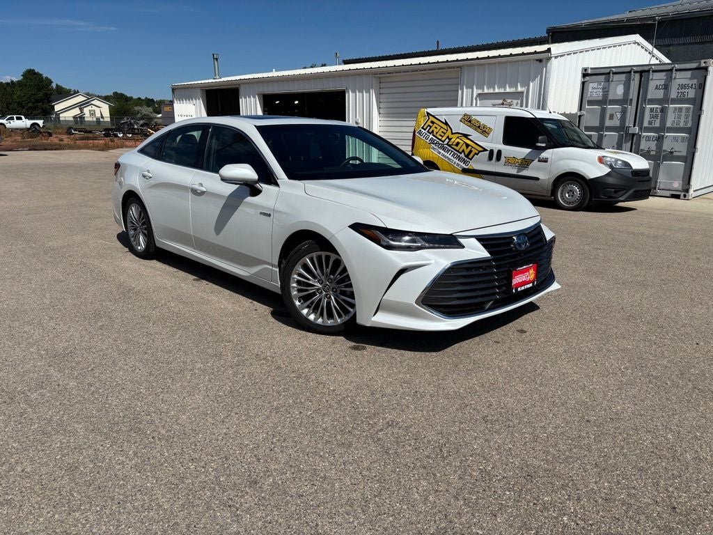 2021 Toyota Avalon Hybrid Limited