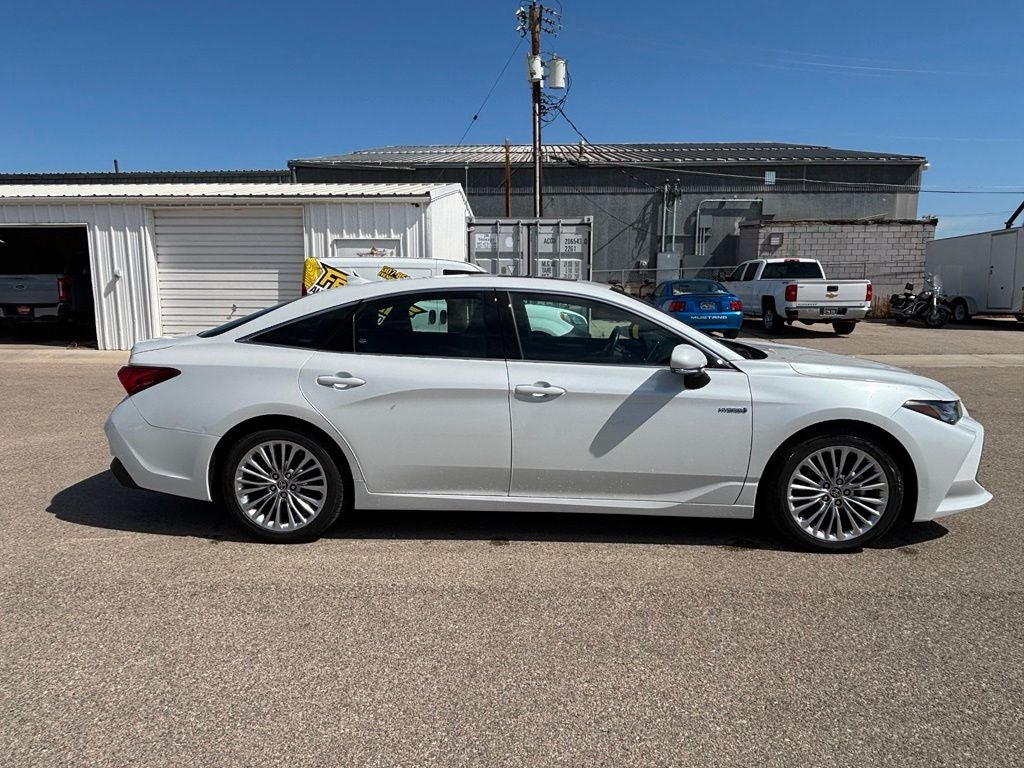2021 Toyota Avalon Hybrid Limited