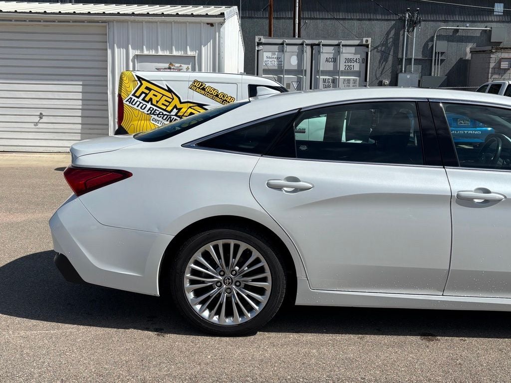 2021 Toyota Avalon Hybrid Limited