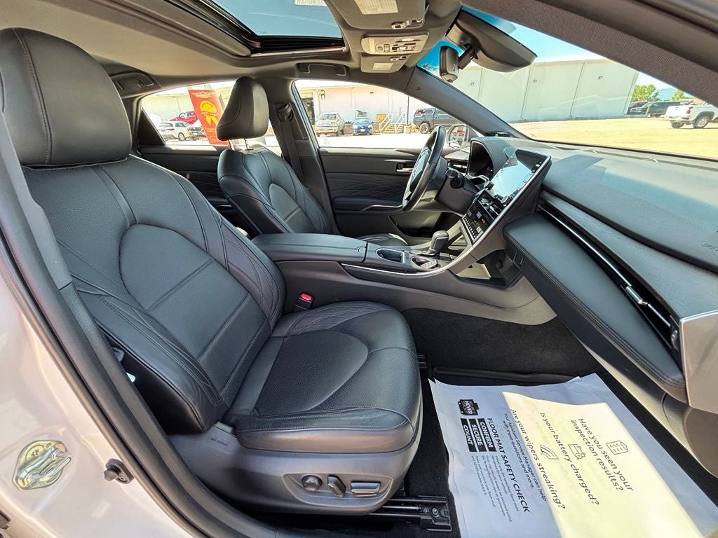 2021 Toyota Avalon Hybrid Limited