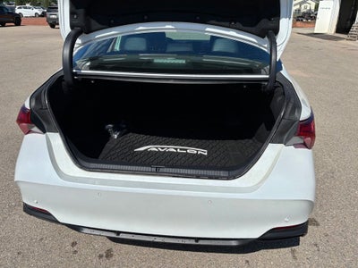 2021 Toyota Avalon Hybrid Limited