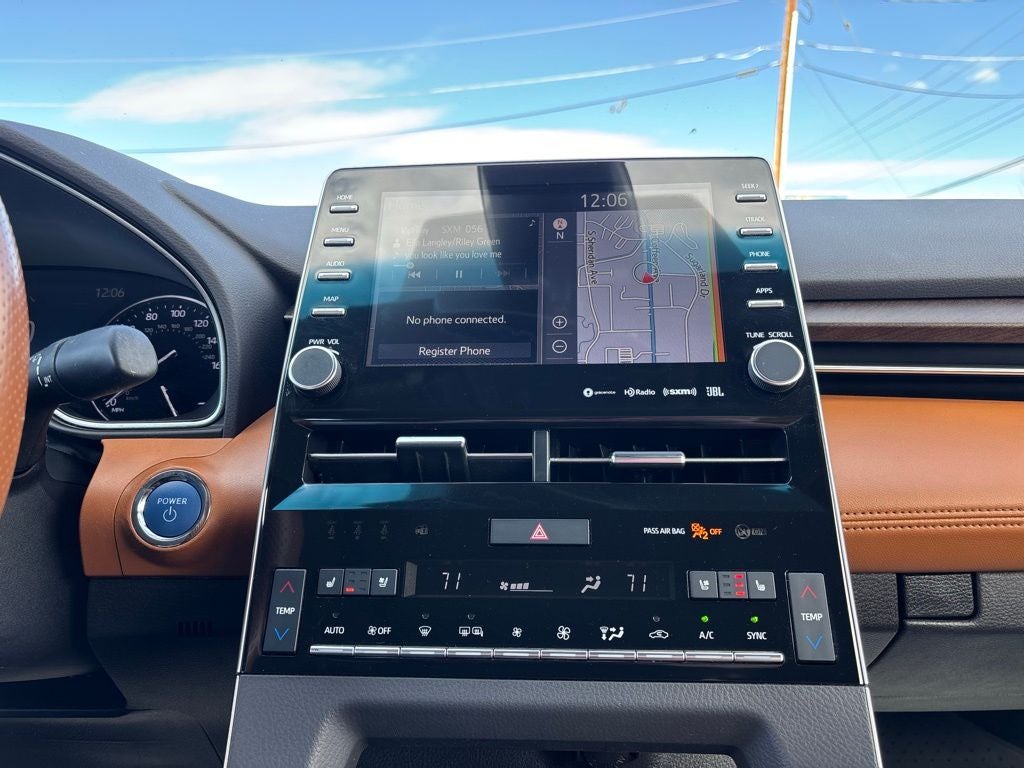 2021 Toyota Avalon Hybrid Limited