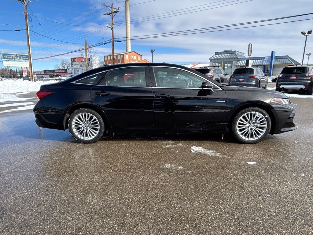 2021 Toyota Avalon Hybrid Limited