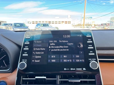 2021 Toyota Avalon Hybrid Limited