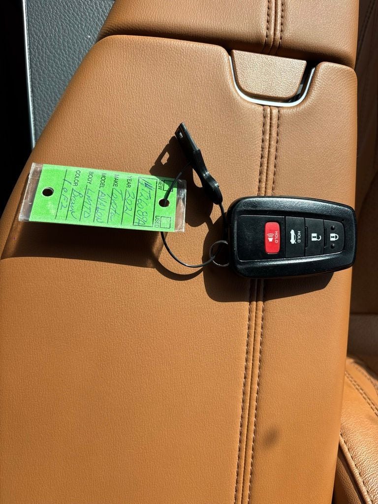 2021 Toyota Avalon Hybrid Limited