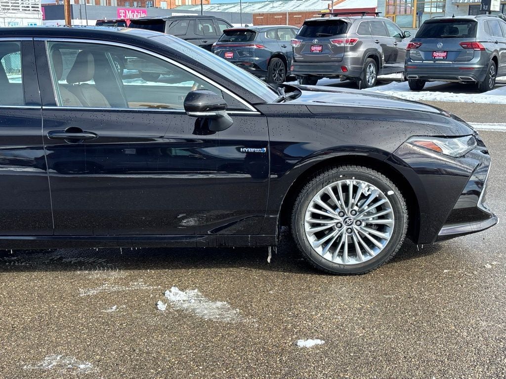 2021 Toyota Avalon Hybrid Limited