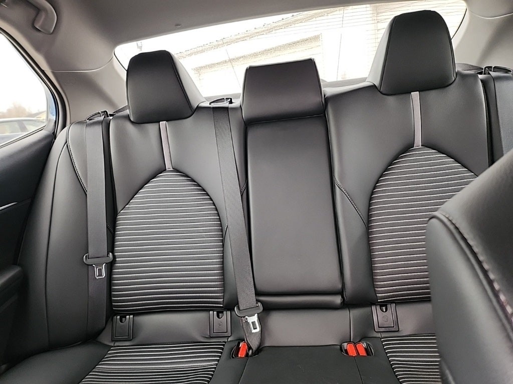 2023 Toyota Camry SE AWD