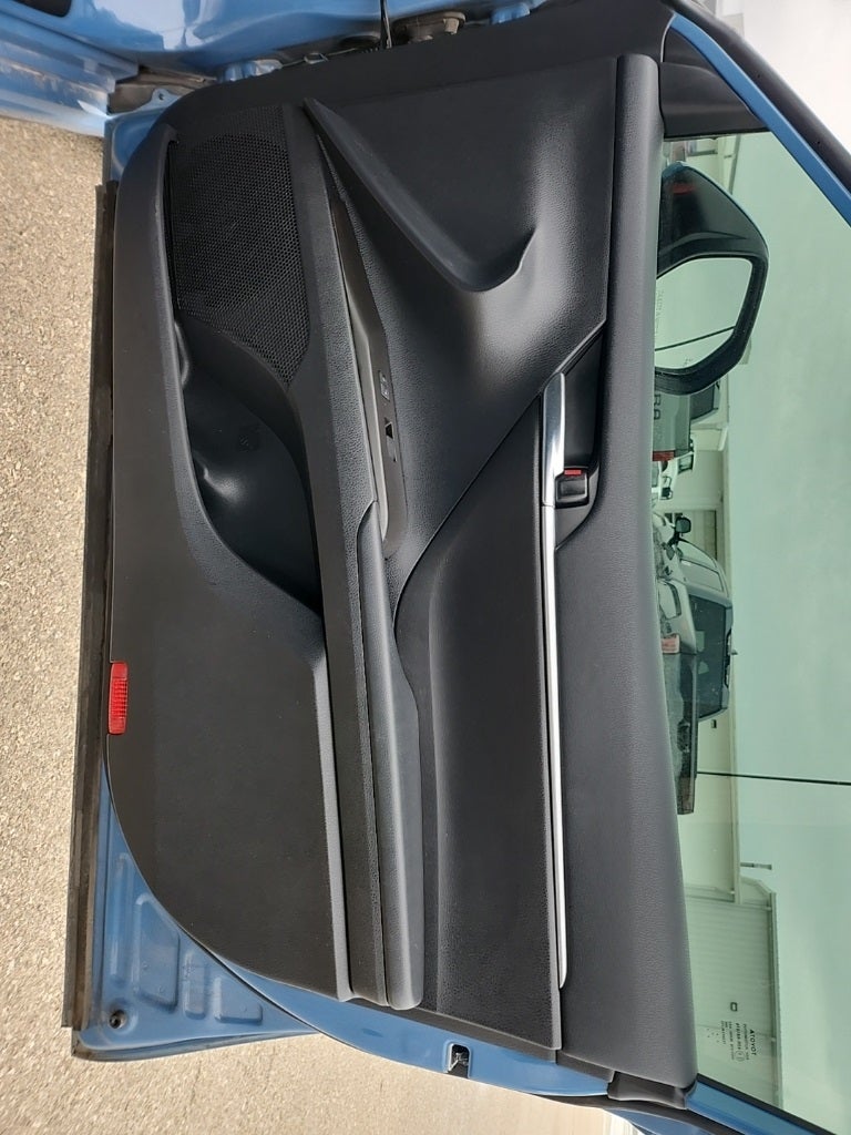 2023 Toyota Camry SE AWD