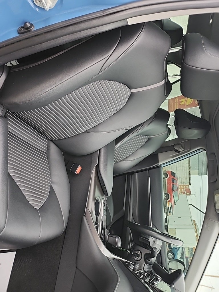 2023 Toyota Camry SE AWD