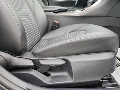 2023 Toyota Camry SE AWD