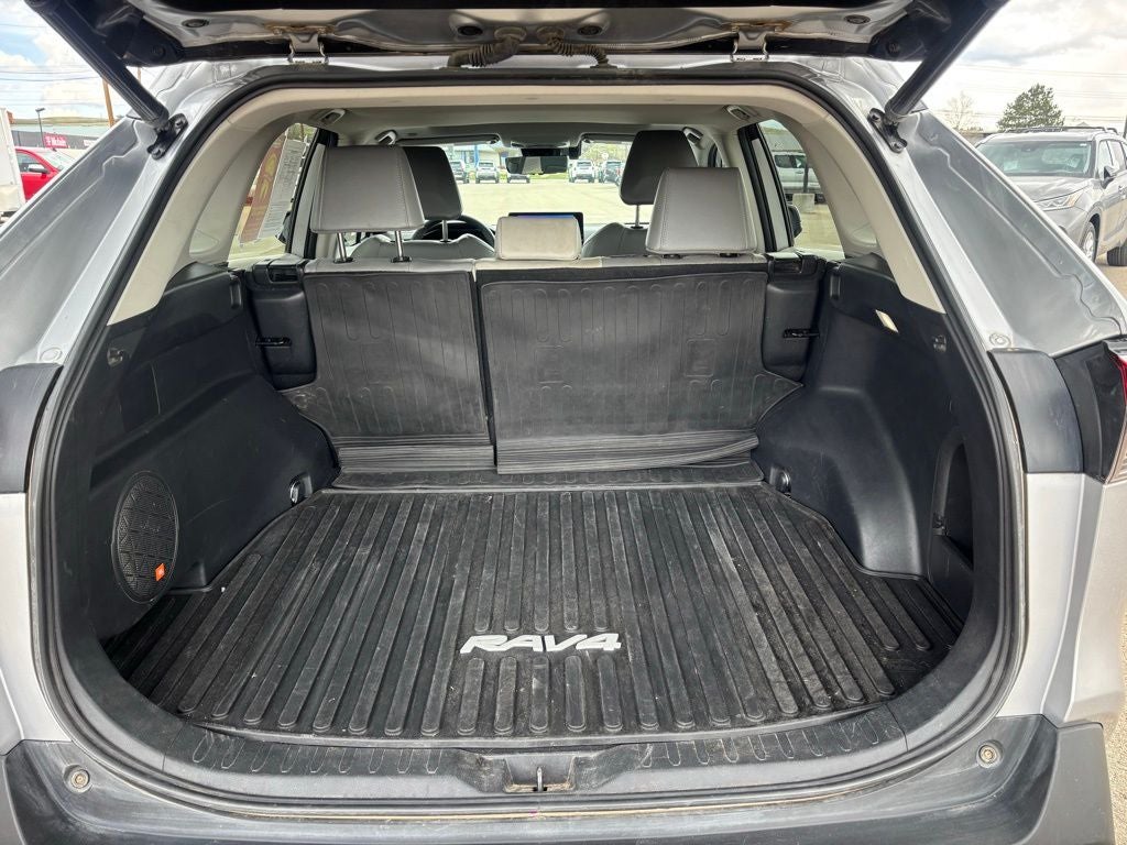 2023 Toyota RAV4 Hybrid XLE Premium