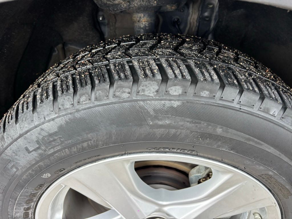 2020 Toyota Highlander LE