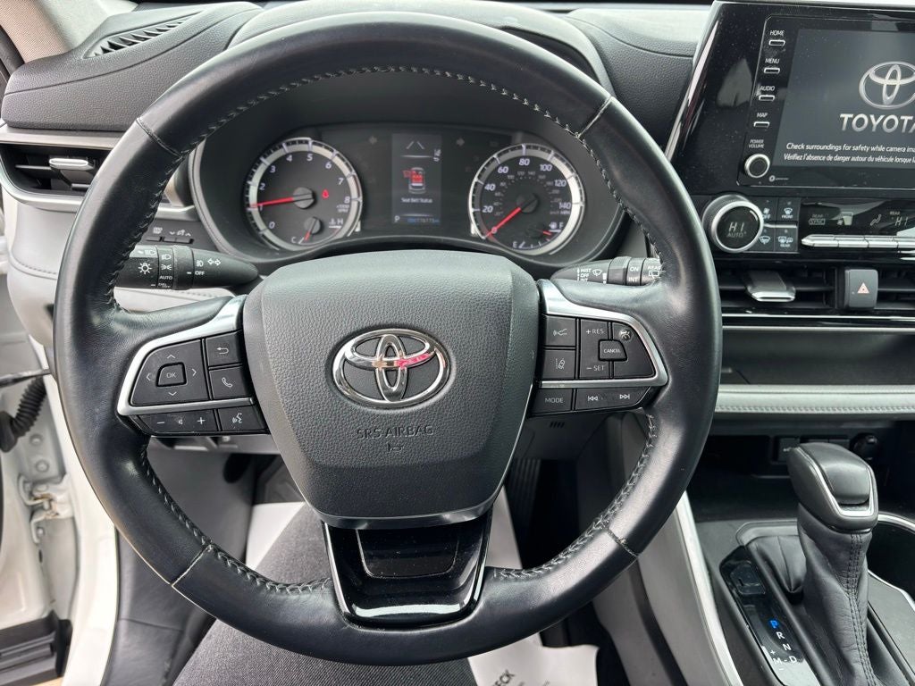 2020 Toyota Highlander LE