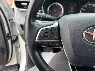 2020 Toyota Highlander LE