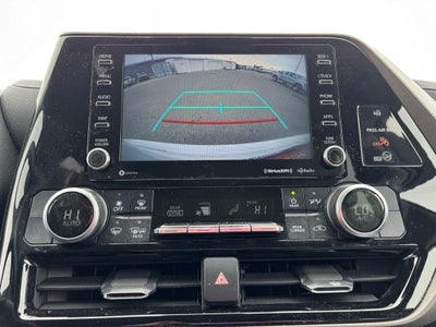 2020 Toyota Highlander LE